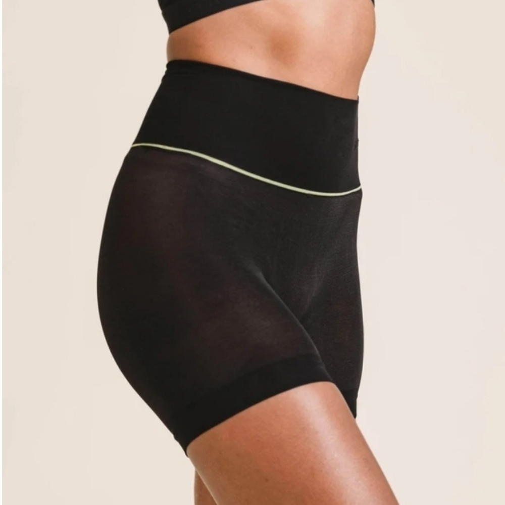 Sheertex No-Sweat Shortie shapewear